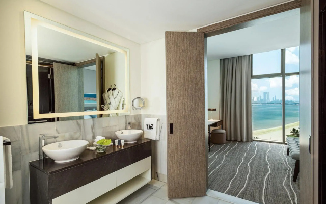 Th8 Palm Dubai Beach Resort, Vignette Collection, by IHG