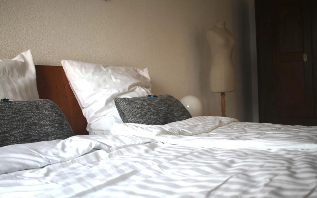 zuHause mit Berg-und BodenSeesicht