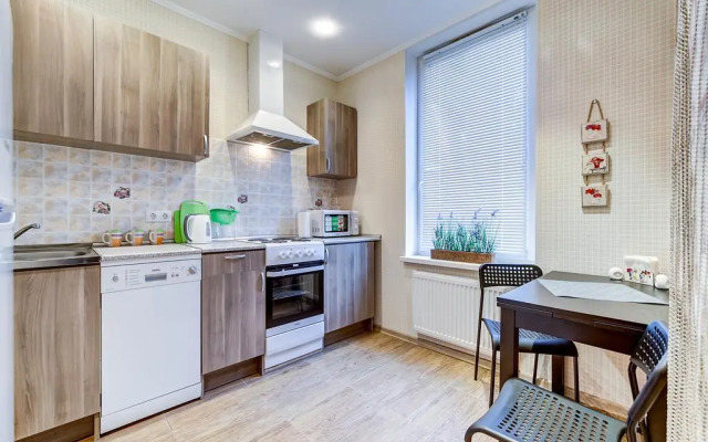 Апартаменты на проезде Полтавский 2