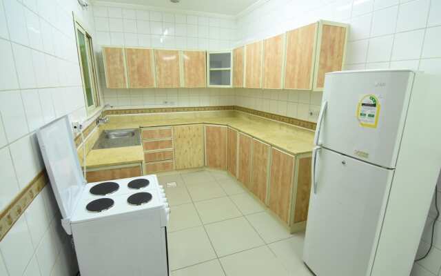 Al Eairy Apartments Riyadh 6