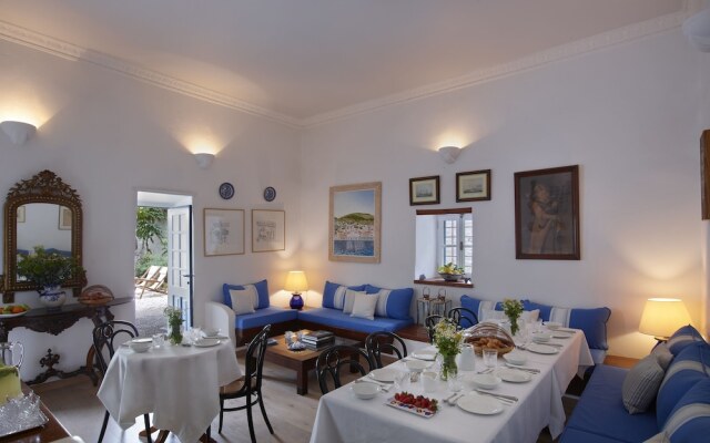 Orloff Boutique Hotel