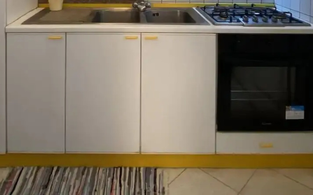 Three-room Apartment 6 Sleeps Acquaviva Area-rif Berna