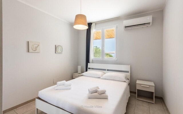 House Villas - Moon on the Sea