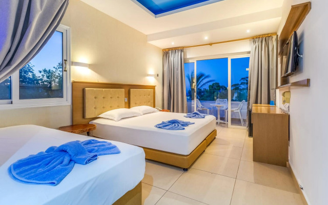 Adelais Bay Hotel
