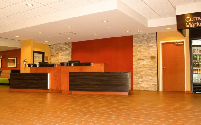 Fairfield Inn & Suites by Marriott Toronto Mississauga
