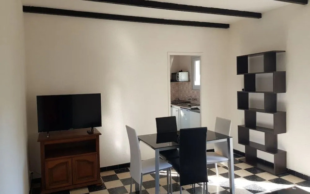 Appartement à Nîmes en pleine nature avec Piscine