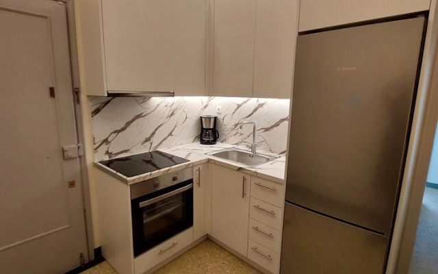 Bmv Apartments