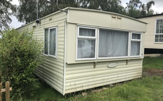 Delightful 3-bed Caravan With Fireplace, Wifi, BBQ