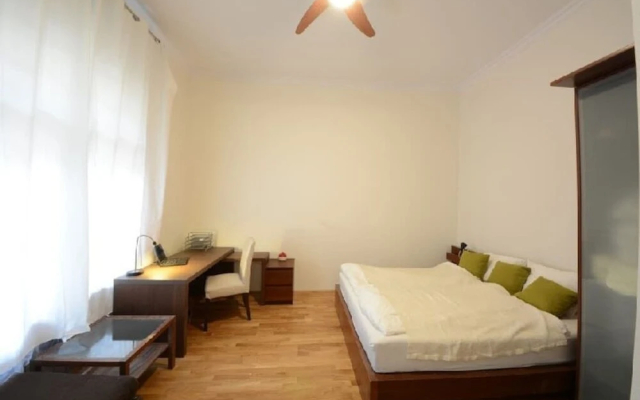 Lazar 7 Apartment