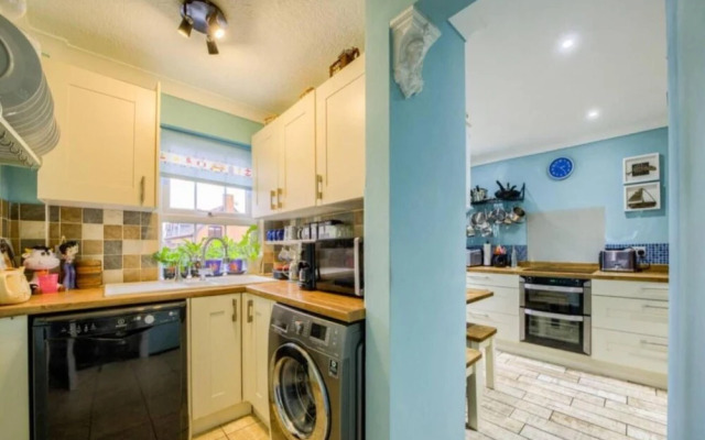 Captivating 1-bed House in Coleshill, Birmingham
