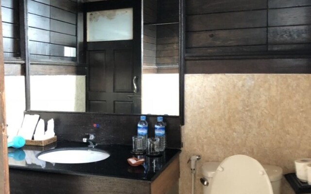 Sky Lake Inle Resort