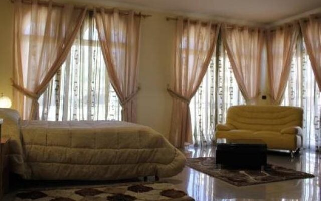 Hotel ANI
