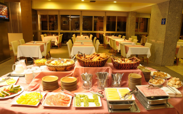 Ariston Hotel