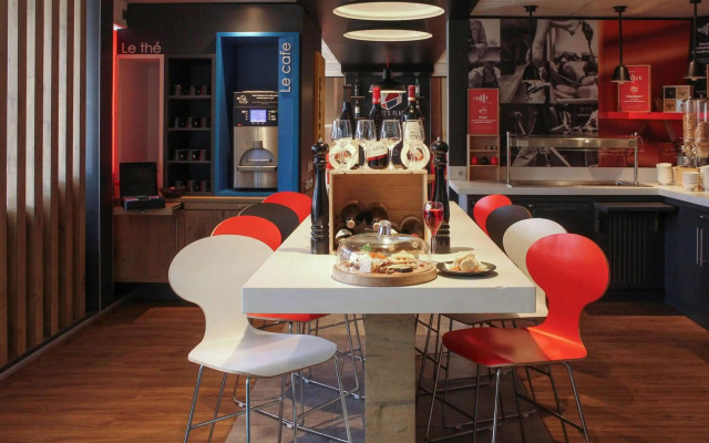 ibis Paris Gennevilliers
