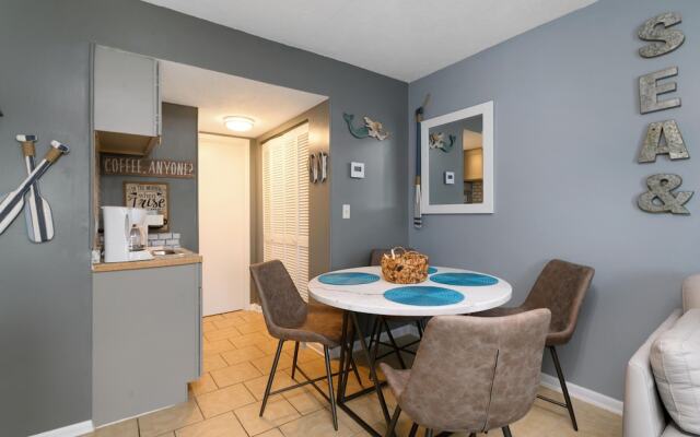 Lullwater Beach #413