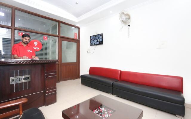 OYO 10832 Hotel JB 2