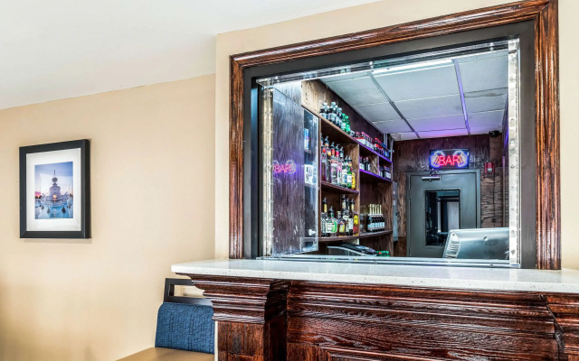 Comfort Inn Detroit Downtown