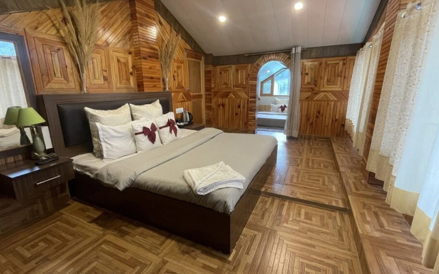 Singh Saab Rooms & Cafe