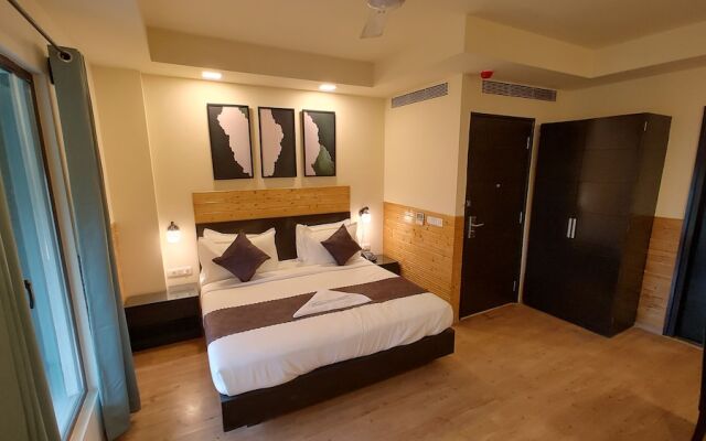 Saltstayz Select - Nehru Place & New Friends Colony