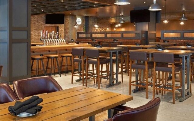 Four Points by Sheraton Windsor Downtown