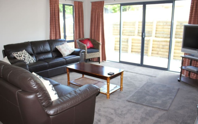3 Bellbird Place