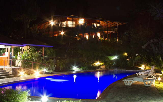 Finca Luna Nueva Lodge