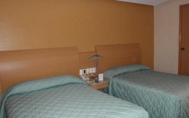 Hotel Plaza Las Fuentes