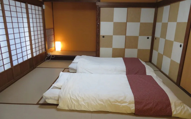 Kanazawa  Machiya inn HANA