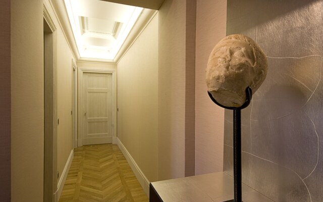 Moses Fountain Hotel