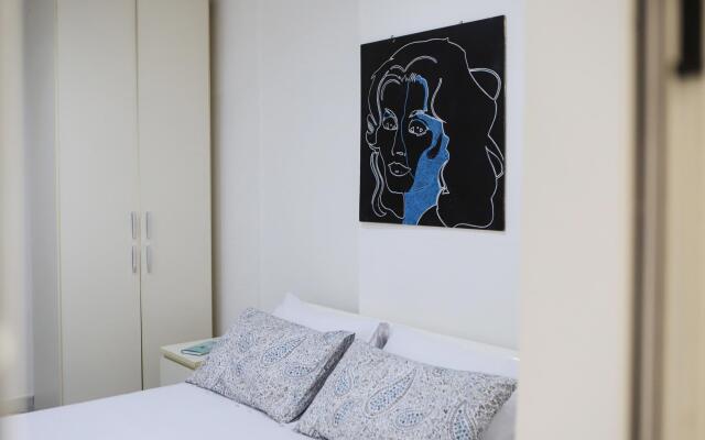 Napoli Centrale Budget Apartment by Wonderful Italy