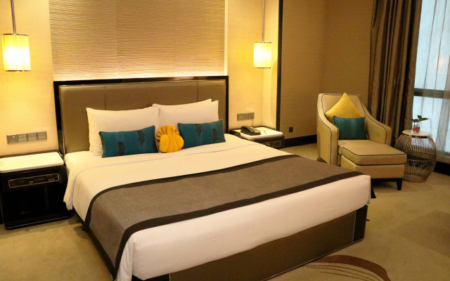 Pacific Regency Hotel Suites