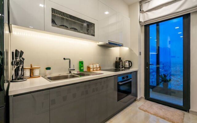 Nomad Homes Vinhomes Golden River