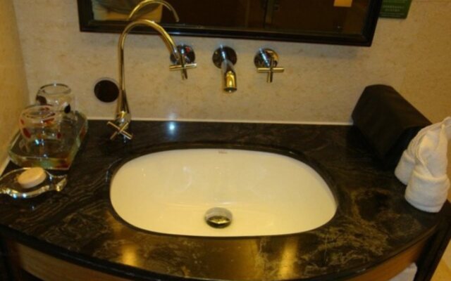 Shen Zhen Ya Bang Lang Yue International Hotel
