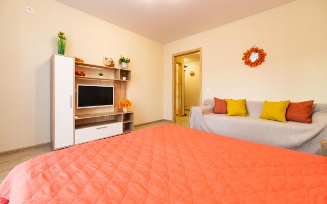 Aparthause 72 Осень (Апартхаус 72 Осень)