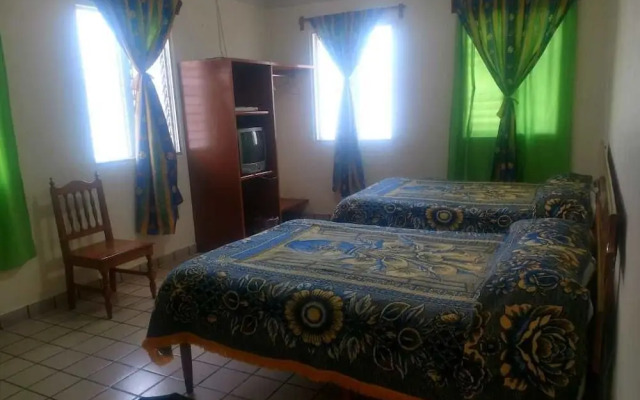 Hotel Monarca