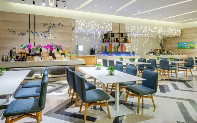Holiday Inn Express Chengdu Huanhuaxi by IHG