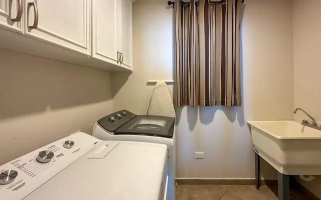 Beach Bliss Retreat 2BR Beachfront Condo