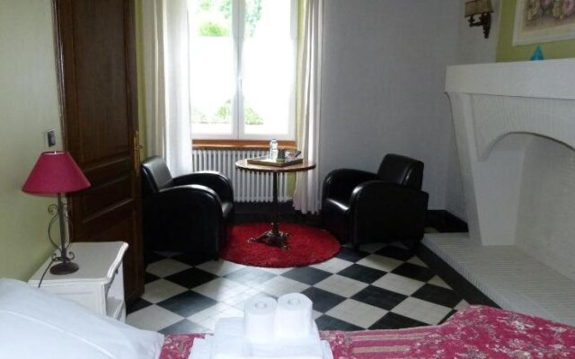 Manoir Du Vieux Cedre
