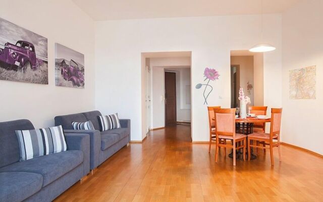 Riverview Apartments Prague