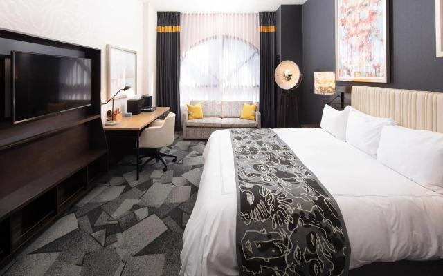 Saint Kate - The Arts Hotel