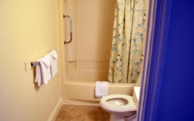Cerca Del Mar Motel
