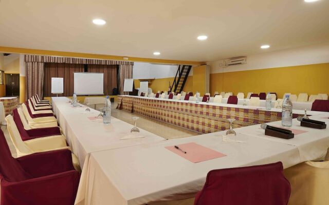 Le Saly Hotel