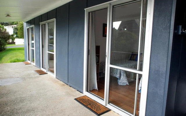 Nigel's Crib - Coopers Beach Holiday Home