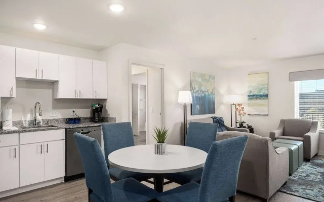 WaterWalk Extended Stay by Wyndham Minneapolis - Plymouth