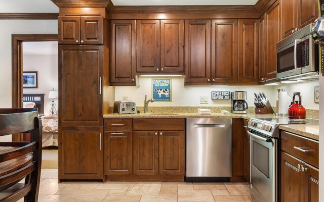 Westwind 207 2BD 2BA Plat Condo