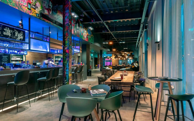 Moxy Glasgow Merchant City