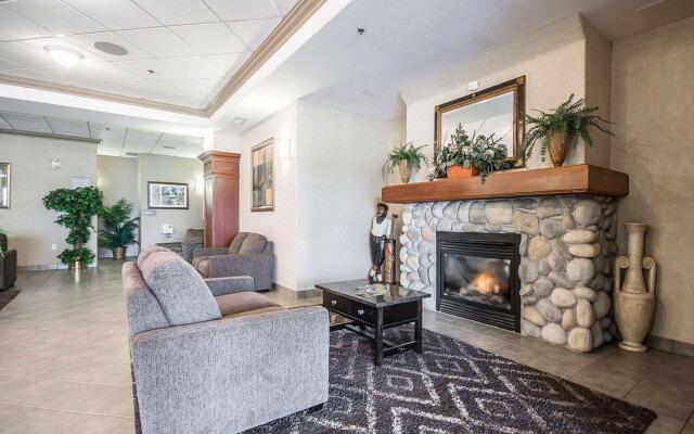 Comfort Inn & Suites