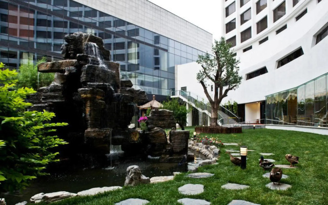 Beijing International Hotel