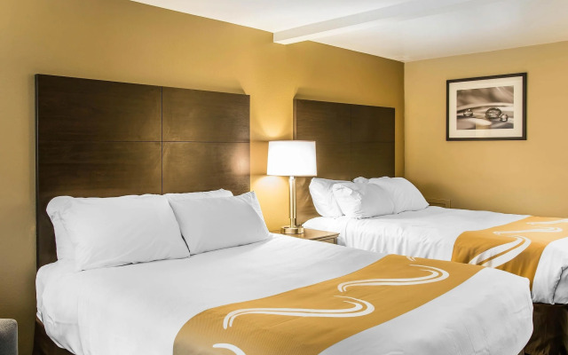 Quality Inn & Suites Houghton Downtown