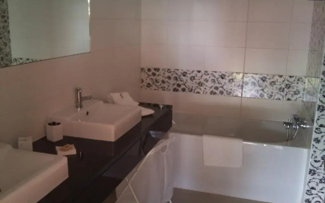 Cantinho das Buganvillias
